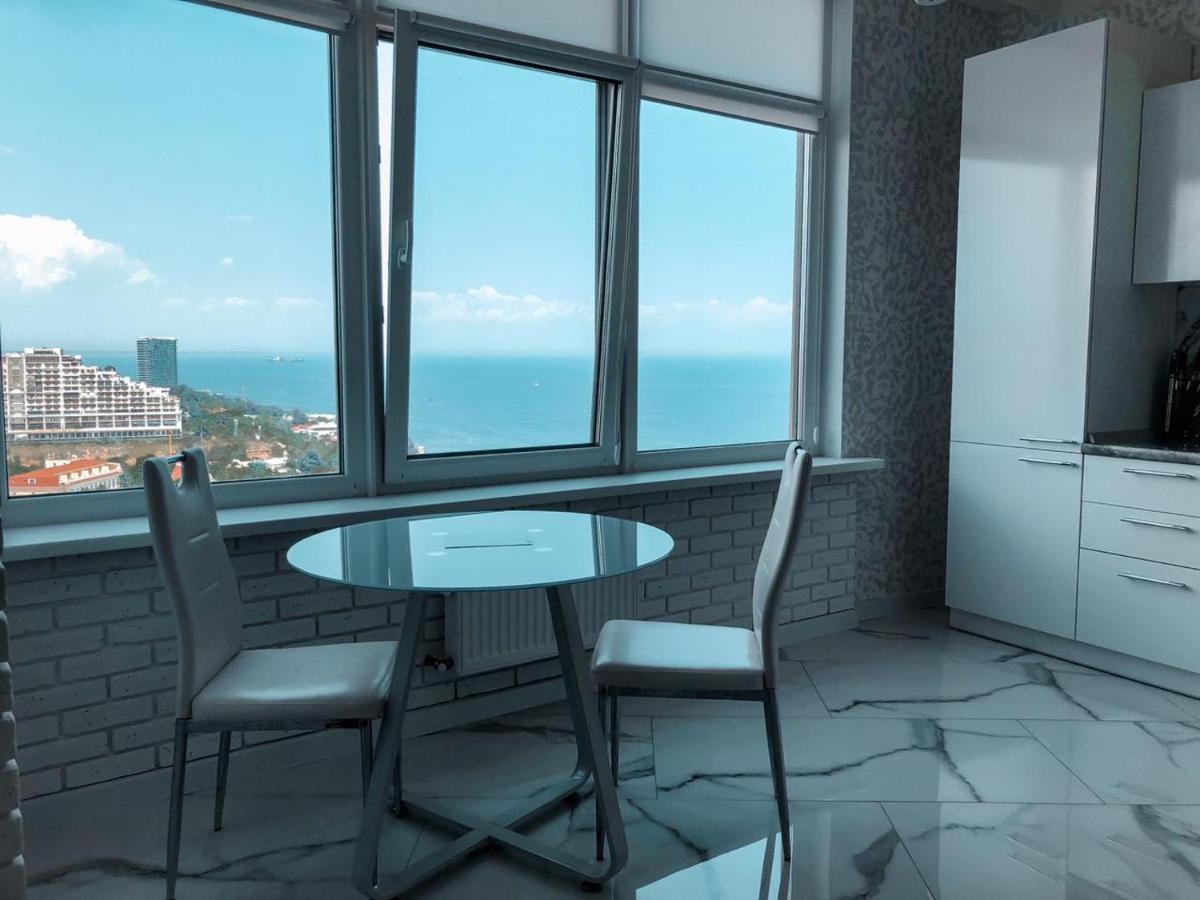 M&P Vip Appartments In Arkadia Odessa Eksteriør bilde