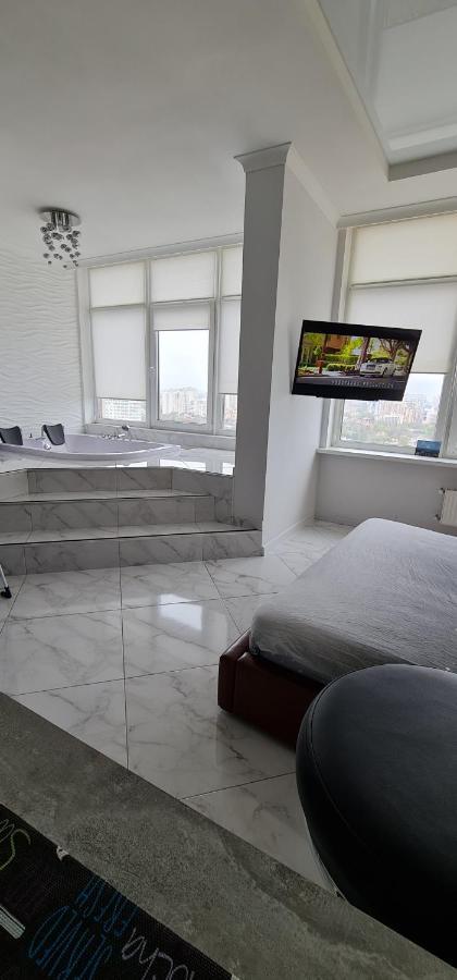 M&P Vip Appartments In Arkadia Odessa Eksteriør bilde