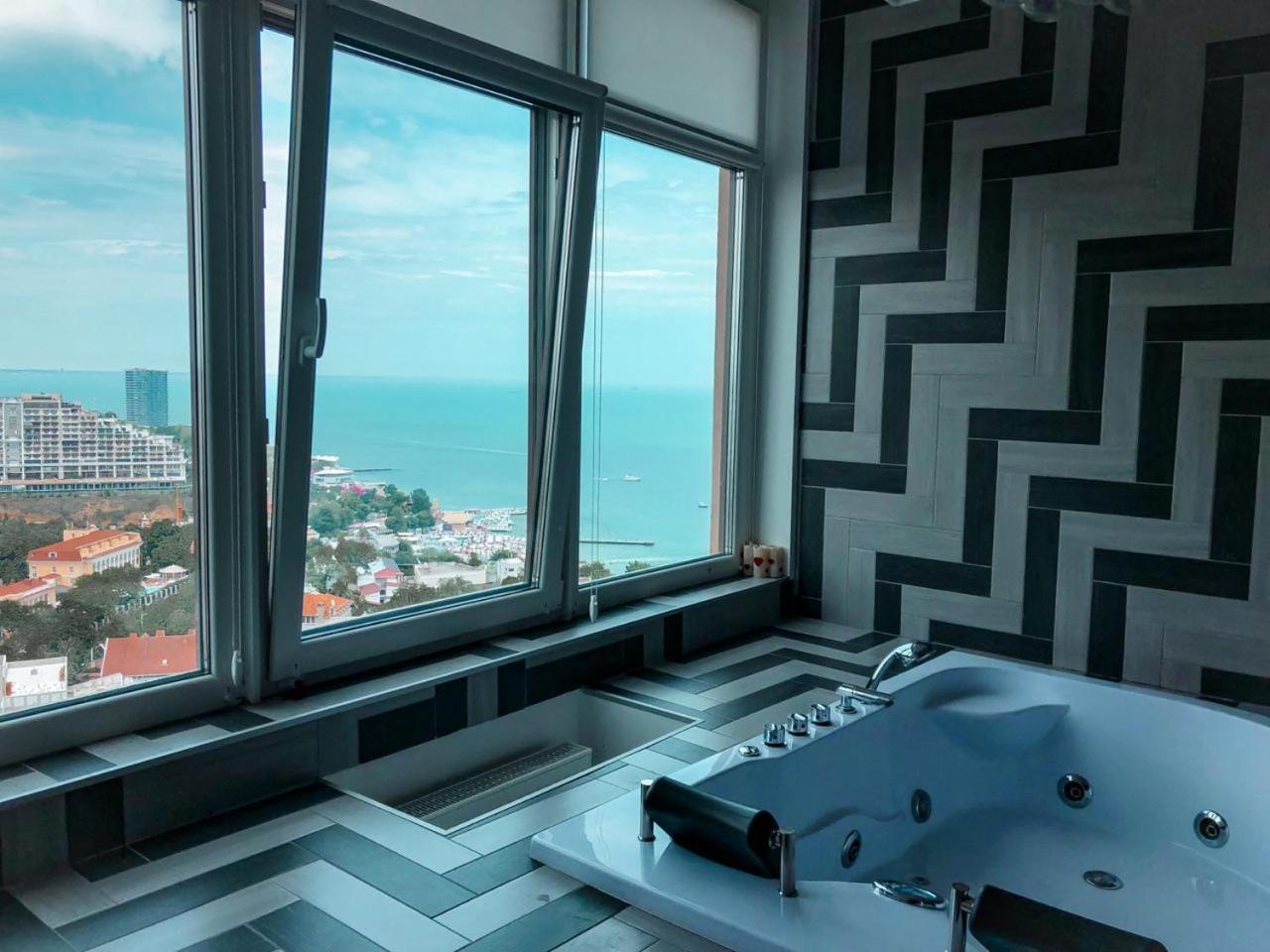 M&P Vip Appartments In Arkadia Odessa Rom bilde