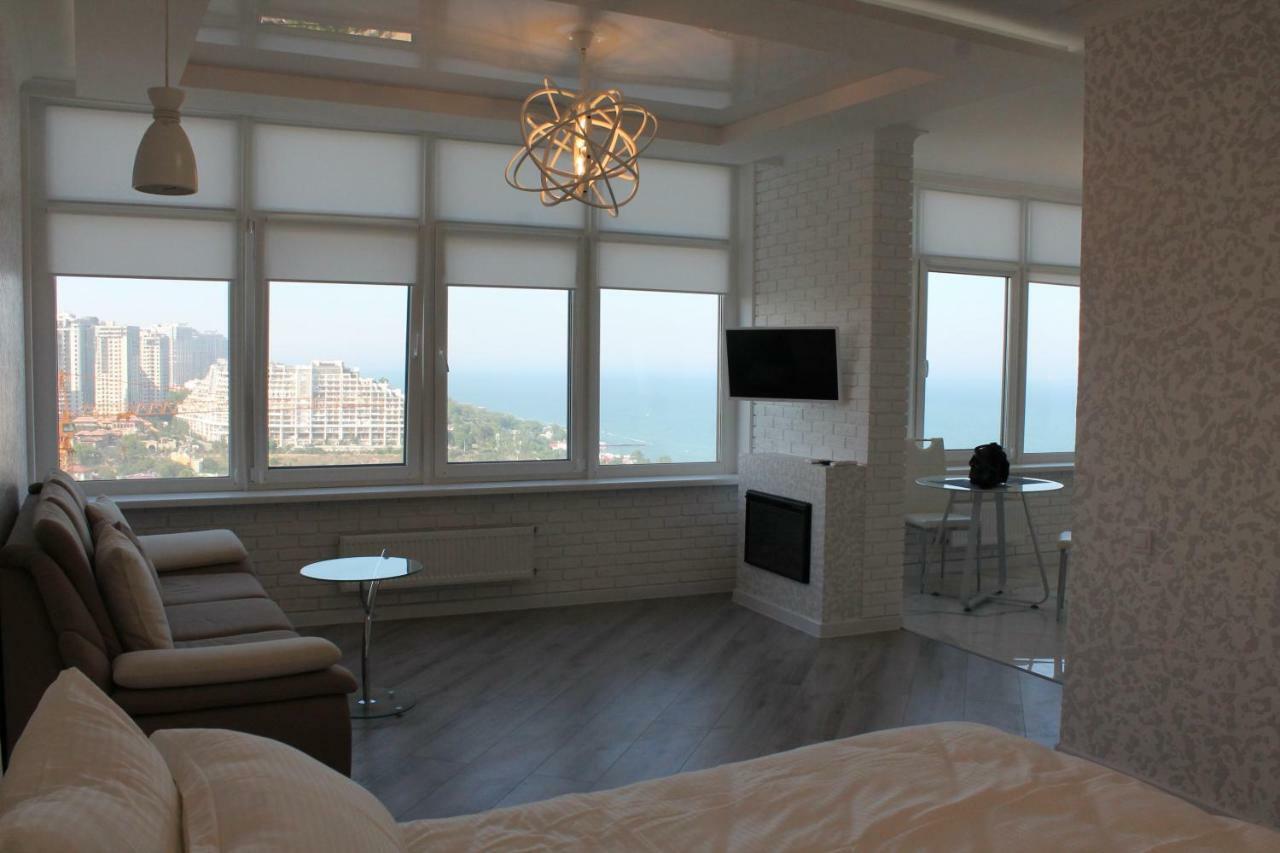 M&P Vip Appartments In Arkadia Odessa Eksteriør bilde