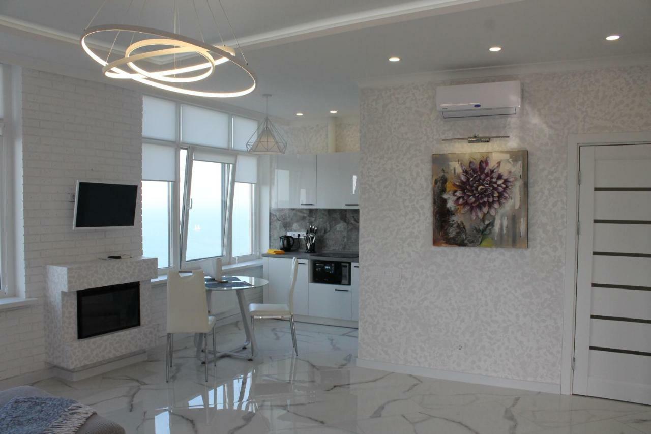 M&P Vip Appartments In Arkadia Odessa Eksteriør bilde