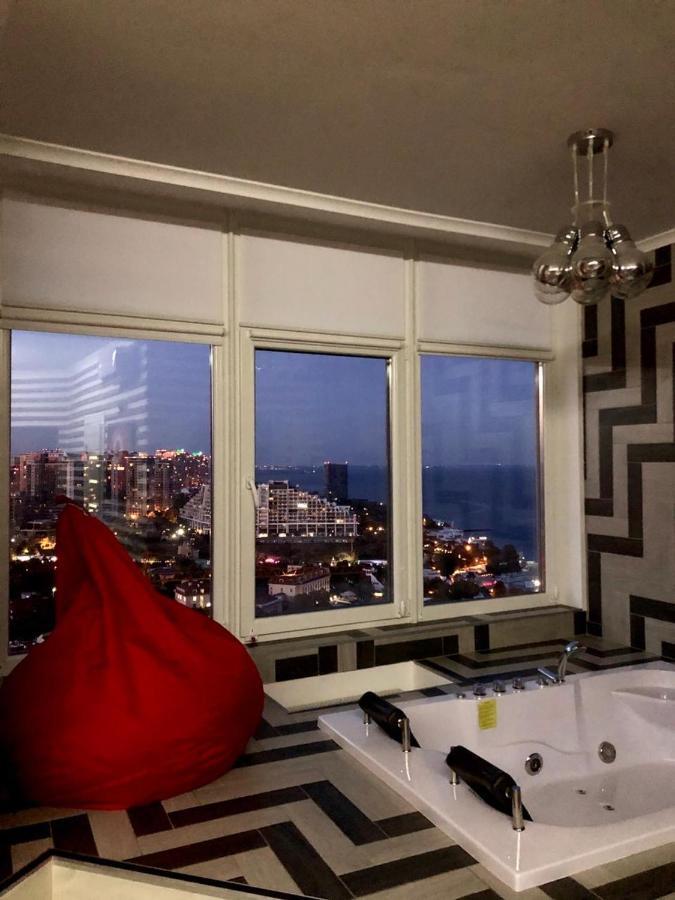M&P Vip Appartments In Arkadia Odessa Eksteriør bilde