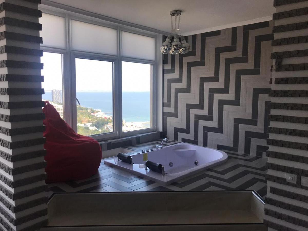 M&P Vip Appartments In Arkadia Odessa Eksteriør bilde