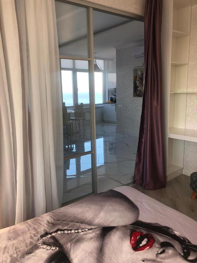 M&P Vip Appartments In Arkadia Odessa Eksteriør bilde